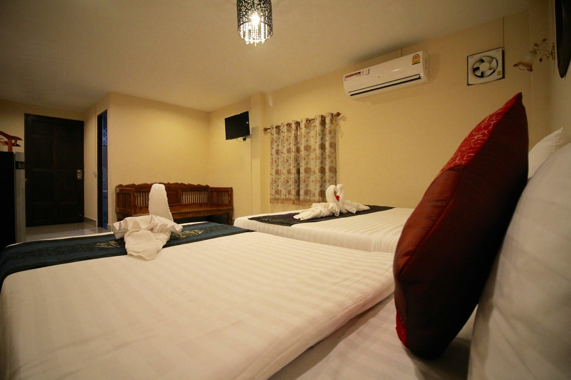 Sri Siam Resort Kanchanaburi by Eksteriør bilde
